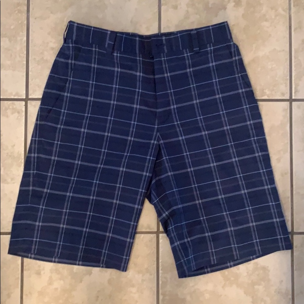 Men’s Nike Golf Shorts Size 30